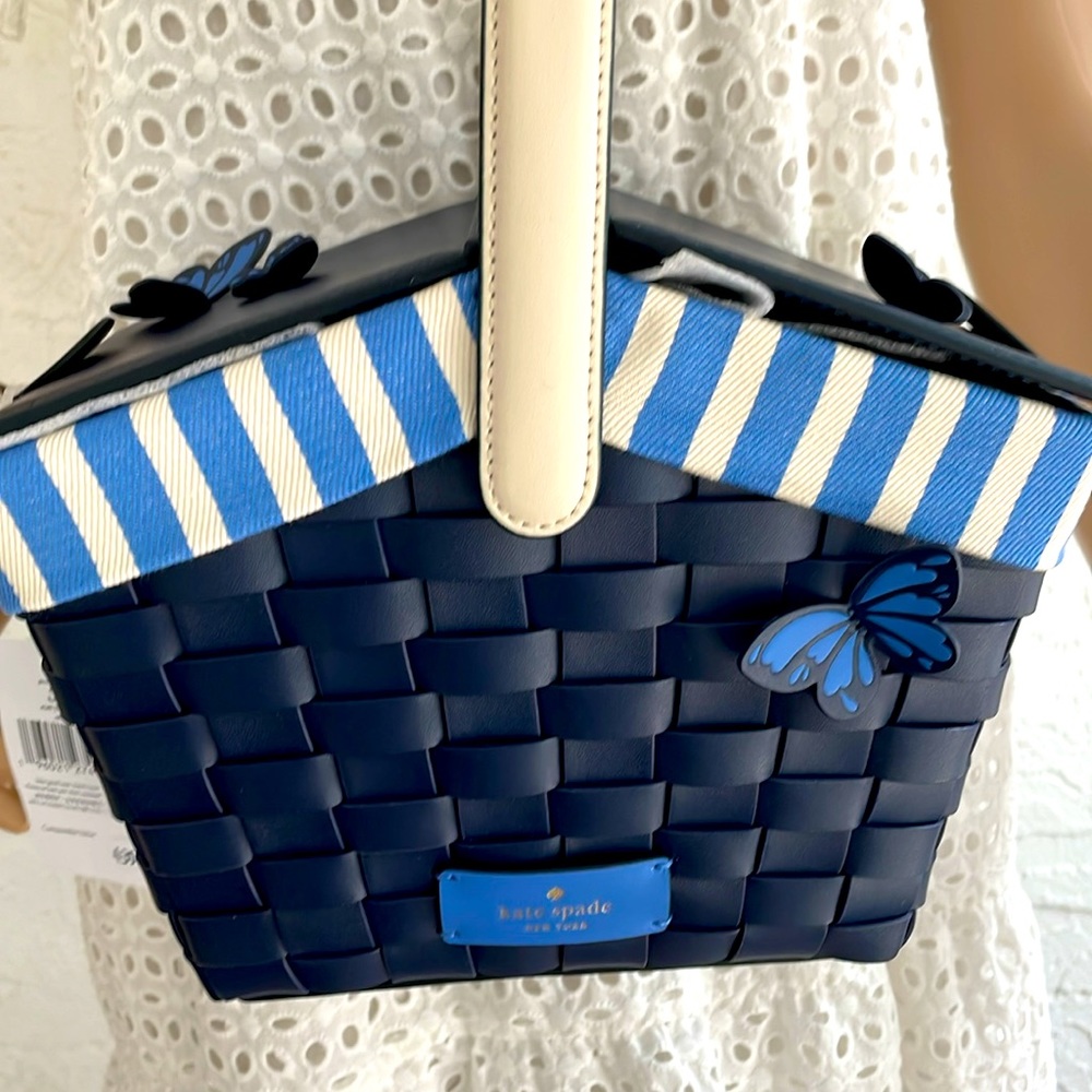 BEAUTIFUL NWT KATE SPADE PICNIC BASKET FLUTTER  BUTTERFLY MULTI OTHER BLUE